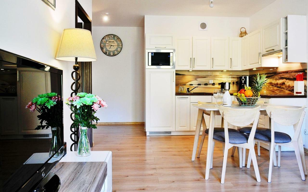 Polanki Kolobrzeg Apartamenty Sola Exterior foto