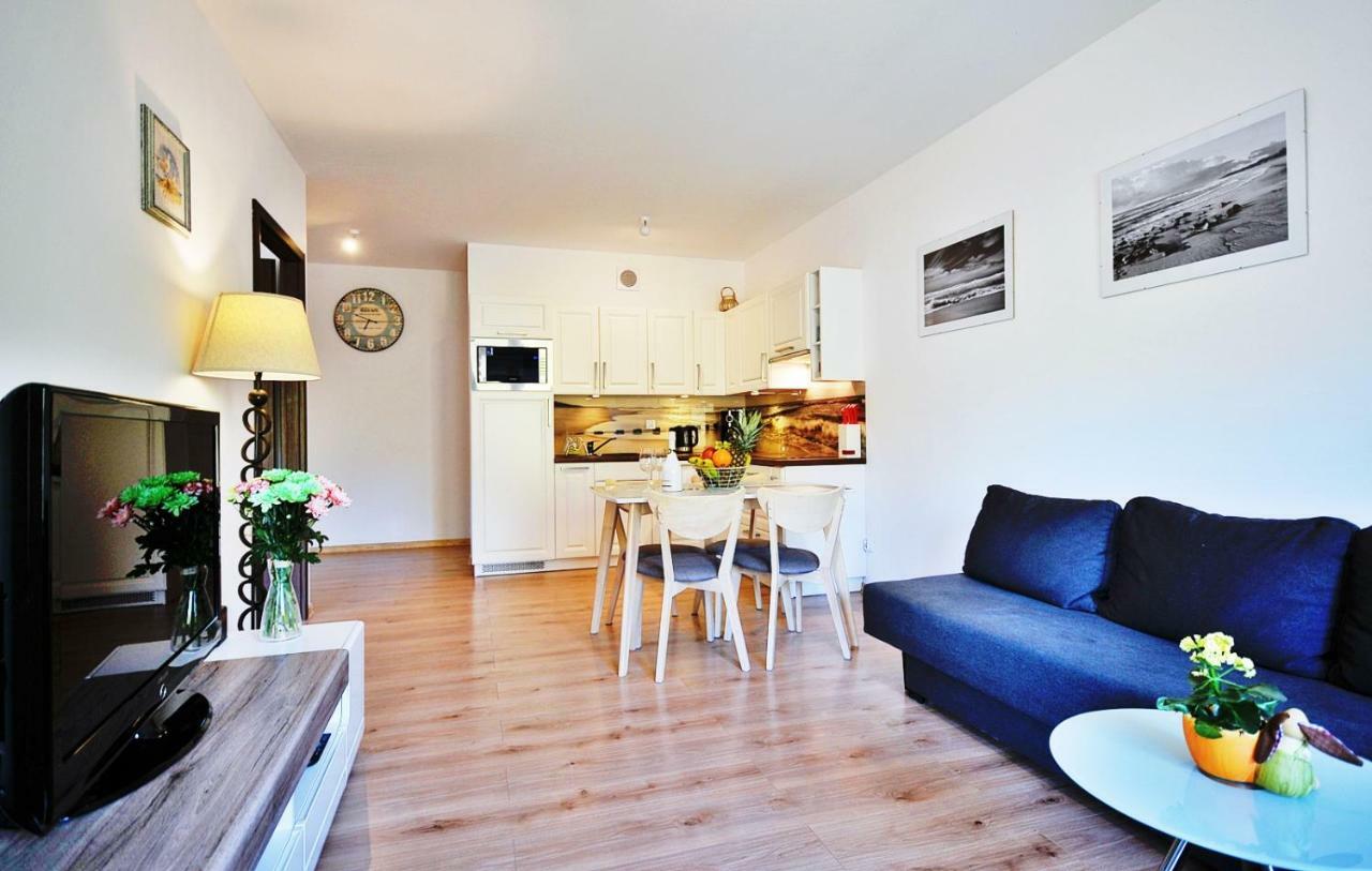 Polanki Kolobrzeg Apartamenty Sola Exterior foto